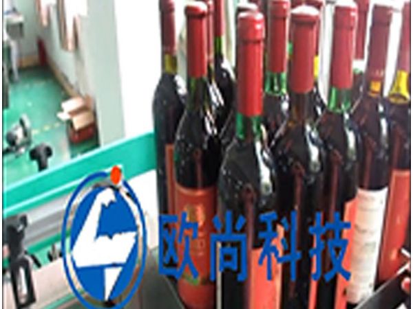 （視頻）全自動(dòng)雙標(biāo)頭紅酒貼標(biāo)機(jī)AS-C06